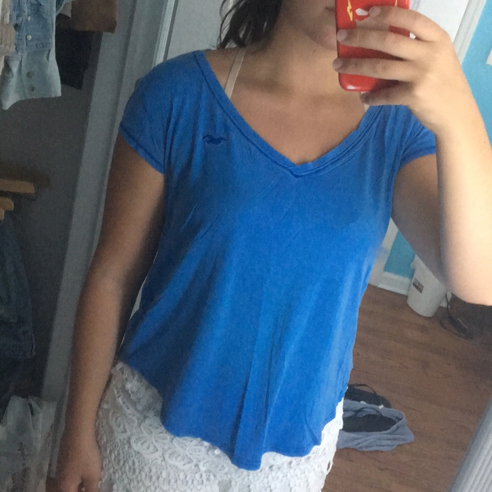 Hollister V-Neck Tee